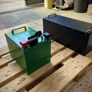 Serviceable Off-Grid and Marine batteries